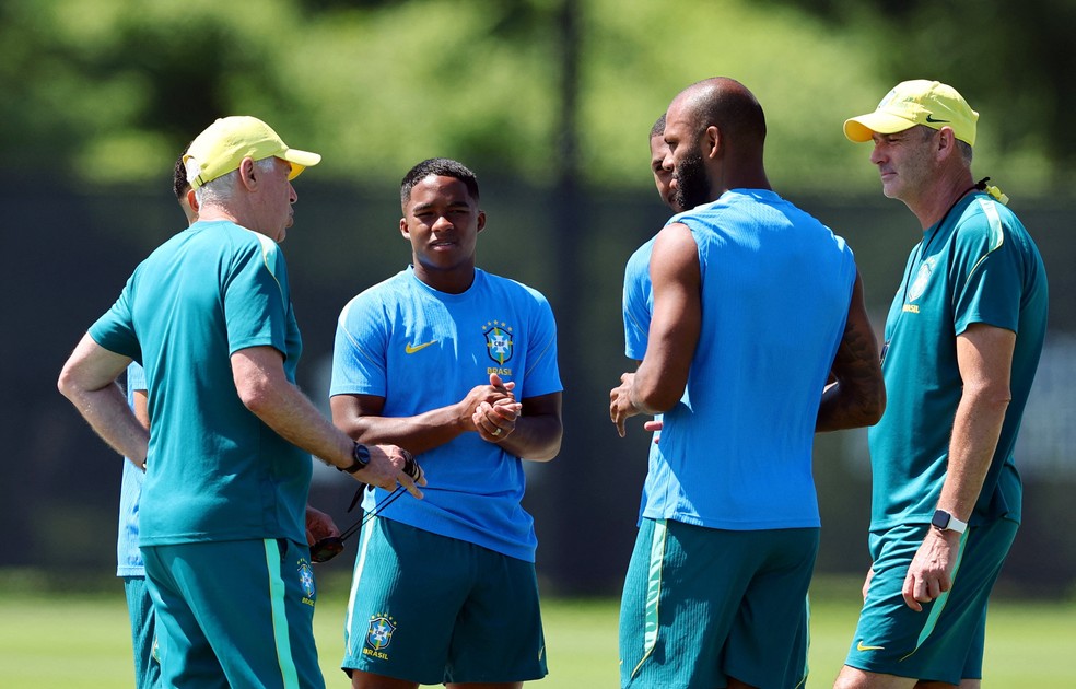 Treino da Seleção com Ancelotti, Igor Thiago e Rayan
