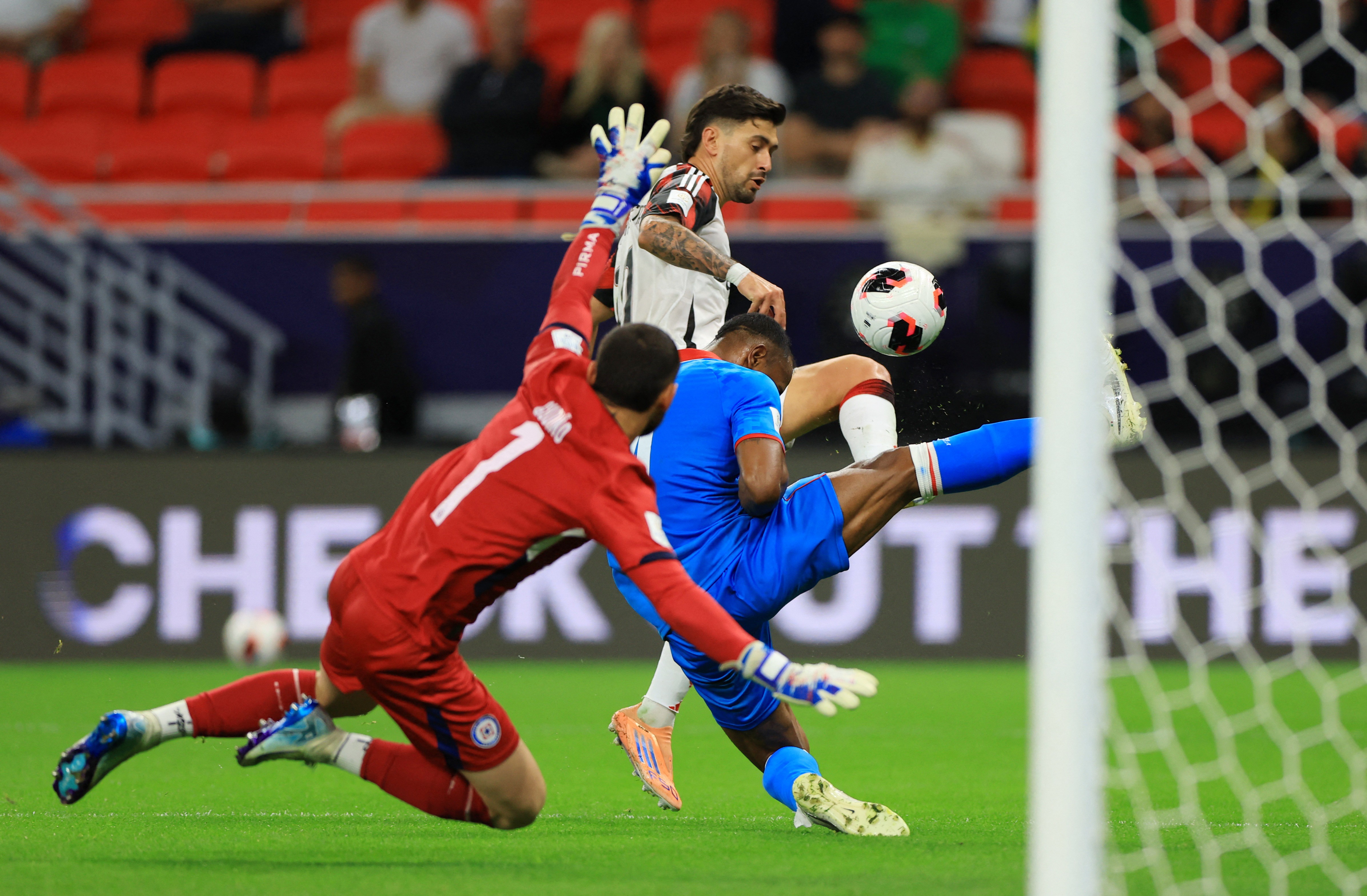 Flamengo reage na segunda etapa e se aproxima da final contra o PSG após virada decisiva