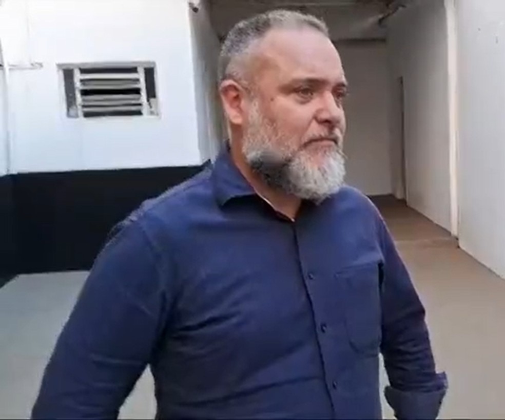 Rozallah Santoro em depoimento à Polícia Civil nesta quinta-feira — Foto: José Edgar de Matos