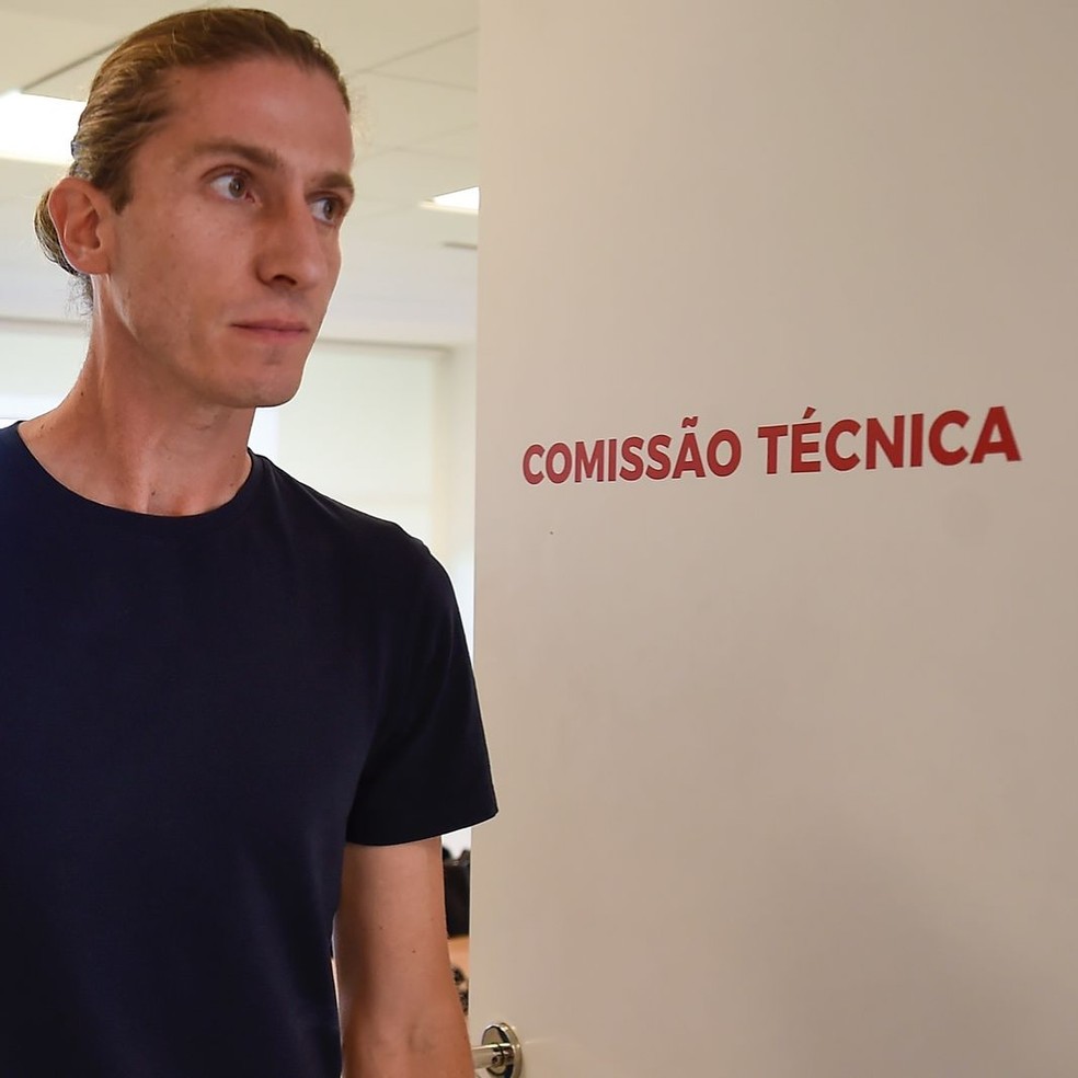 Filipe Luís assume interinamente o Flamengo — Foto: Marcelo Cortes /CRF