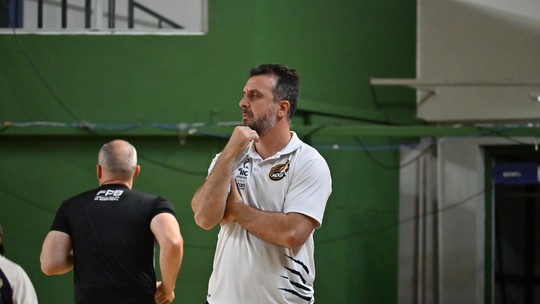 Penna vê semifinal equilibrada contra o Corinthians e destaca força do Mogi em casa no Paulista