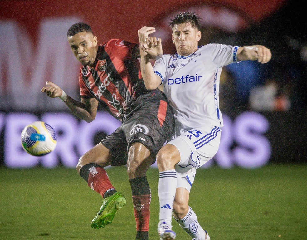 Vitória x Cruzeiro — Foto: Jhony Pinho/AGIF