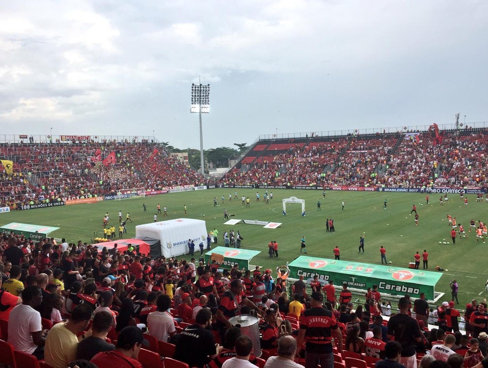 Isla se reapresenta ao Flamengo, é multado e está fora do clássico contra  Vasco pelo Carioca, Flamengo