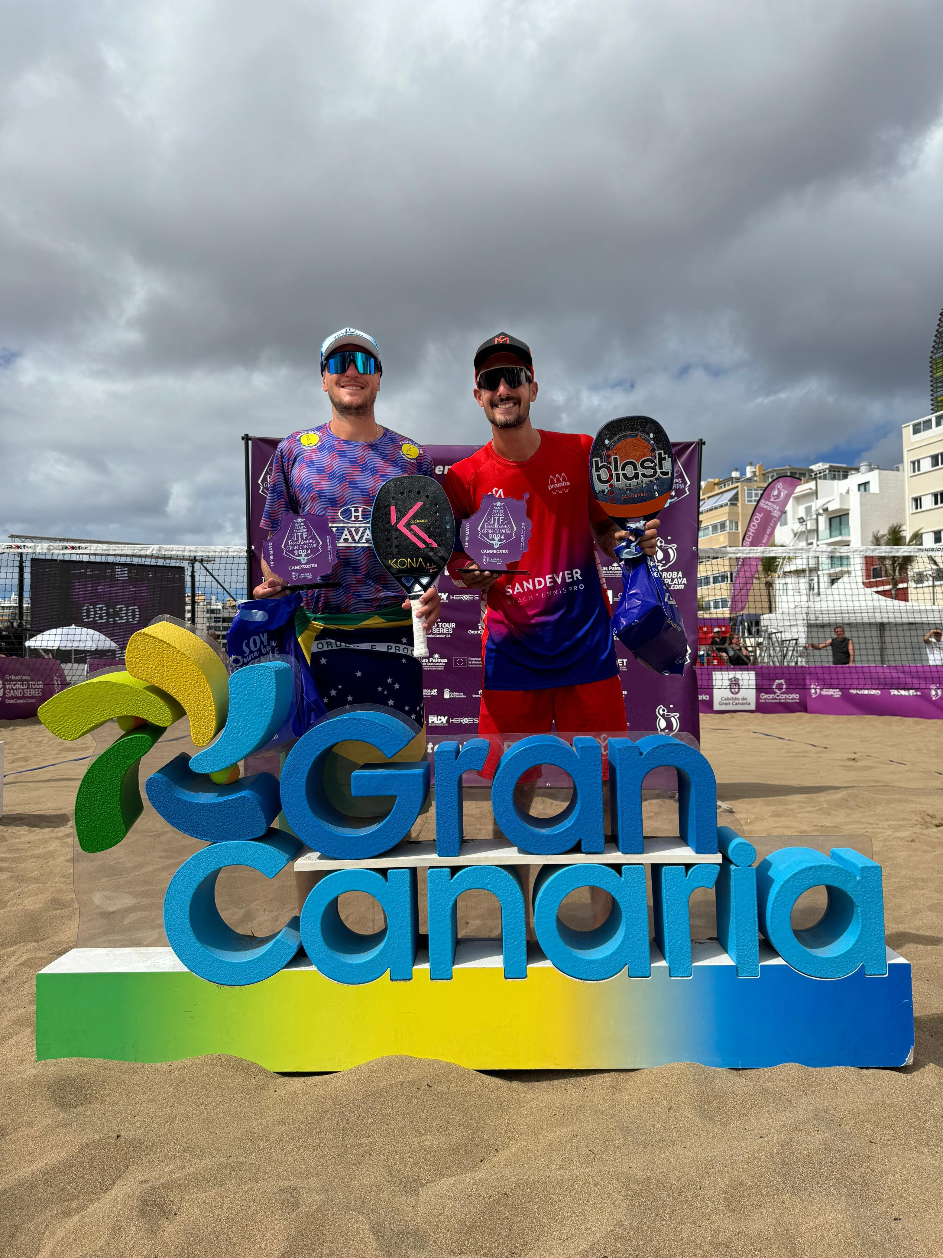 André Baran se torna primeiro brasileiro a vencer o Sand Series Gran Canaria na Espanha