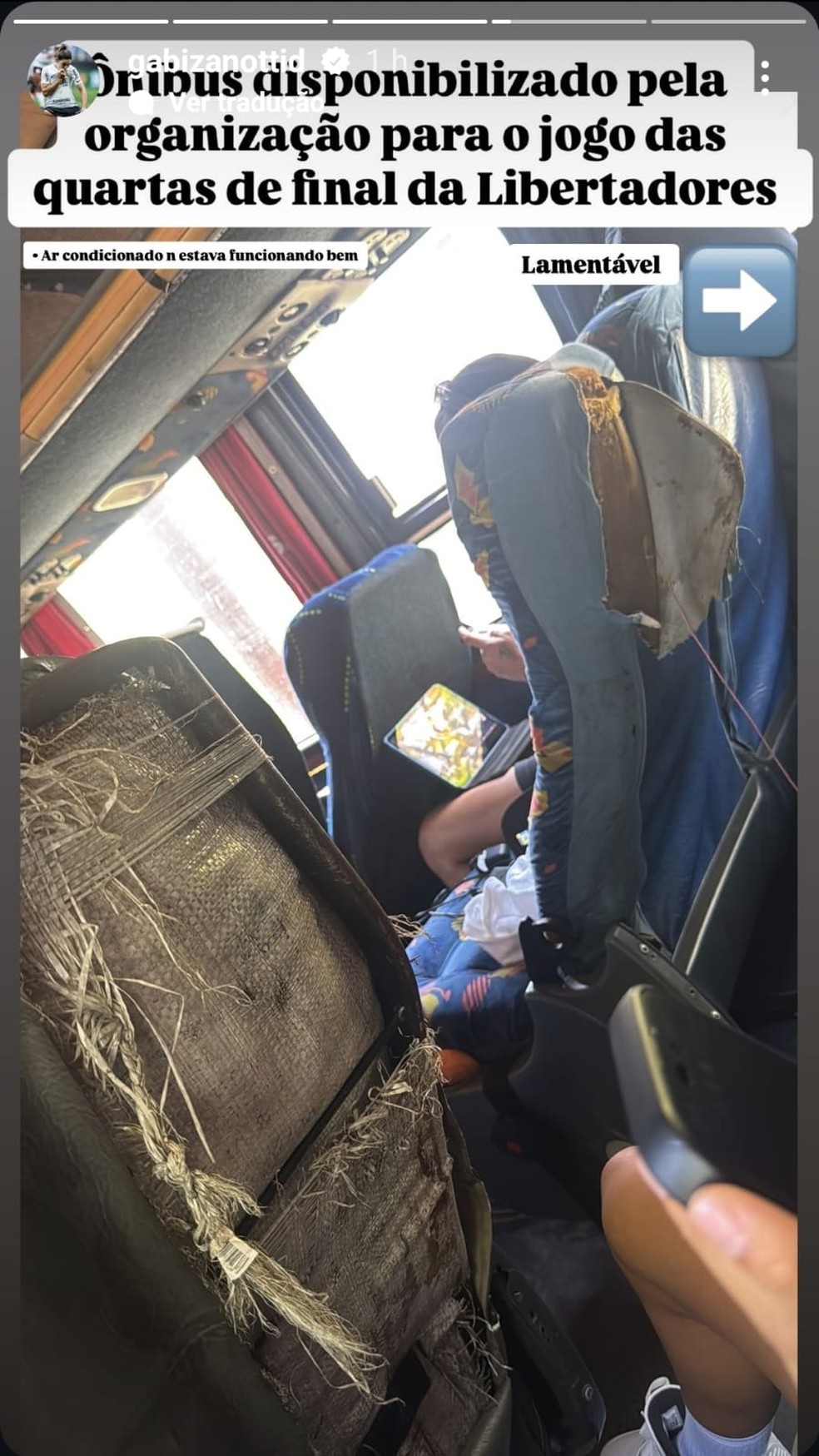 Zanotti reclamou do ônibus que levou o Corinthians para o treino desta segunda