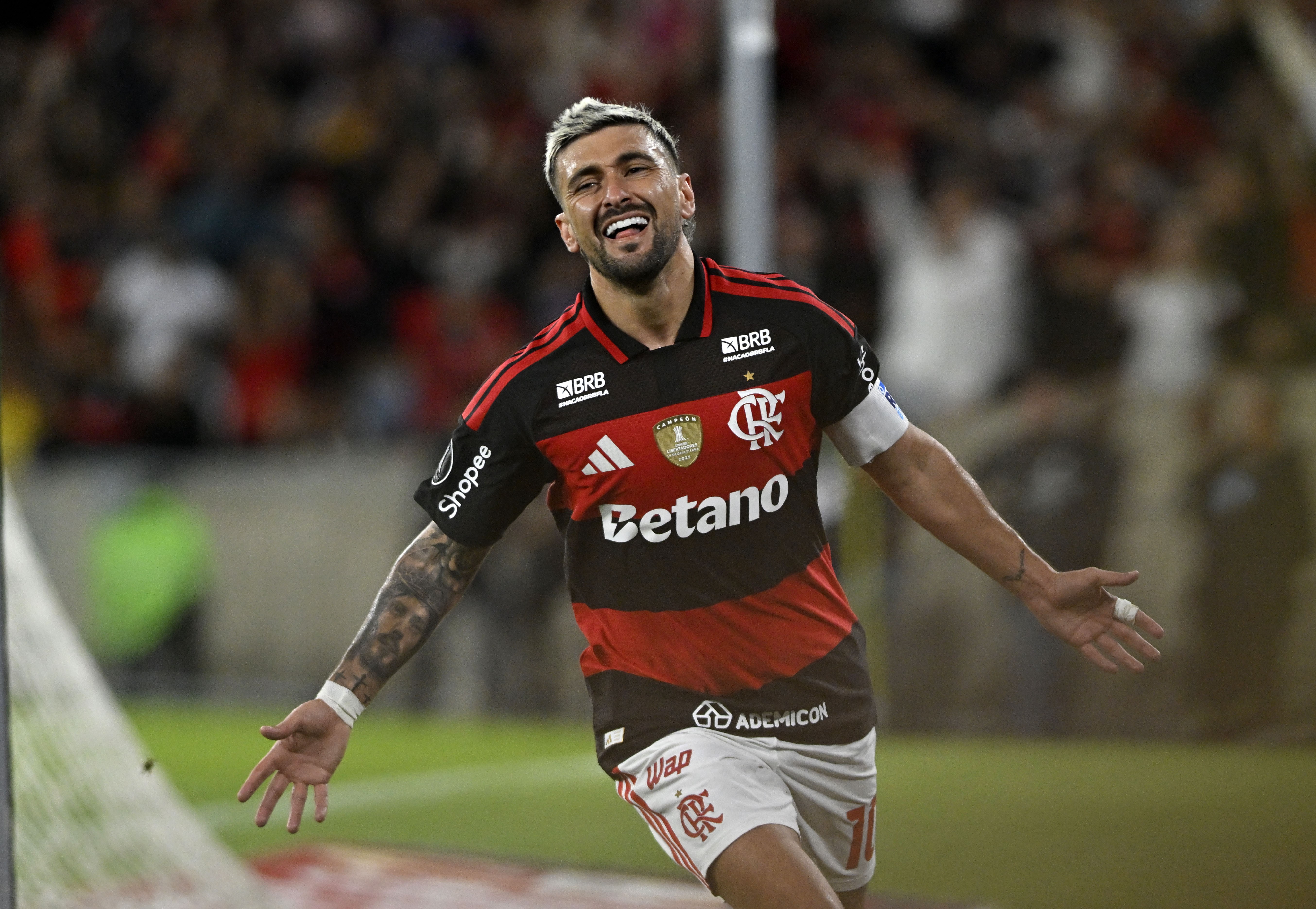 Jogadores do Flamengo comemoram classificação na Libertadores