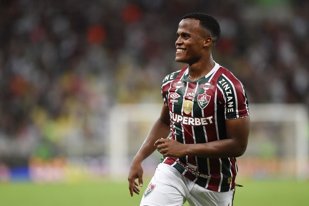 BOMBA! Palmeiras negocia com Jhon Arias e afasta Rony por travar negociação com o Fluminense