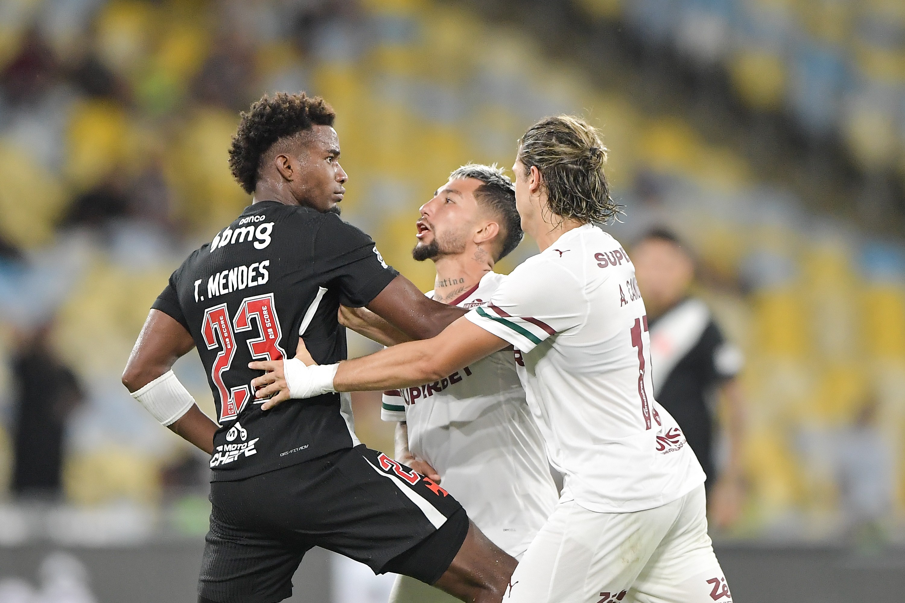 Clássico Fluminense x Vasco: Rivalidade e Tensão Marcam Último Confronto de 2026
