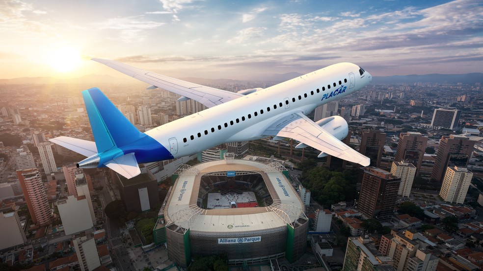 Montagem mostra avião de Leila Pereira sobrevoando o Alliazn Parque — Foto: Divulgação/Embraer