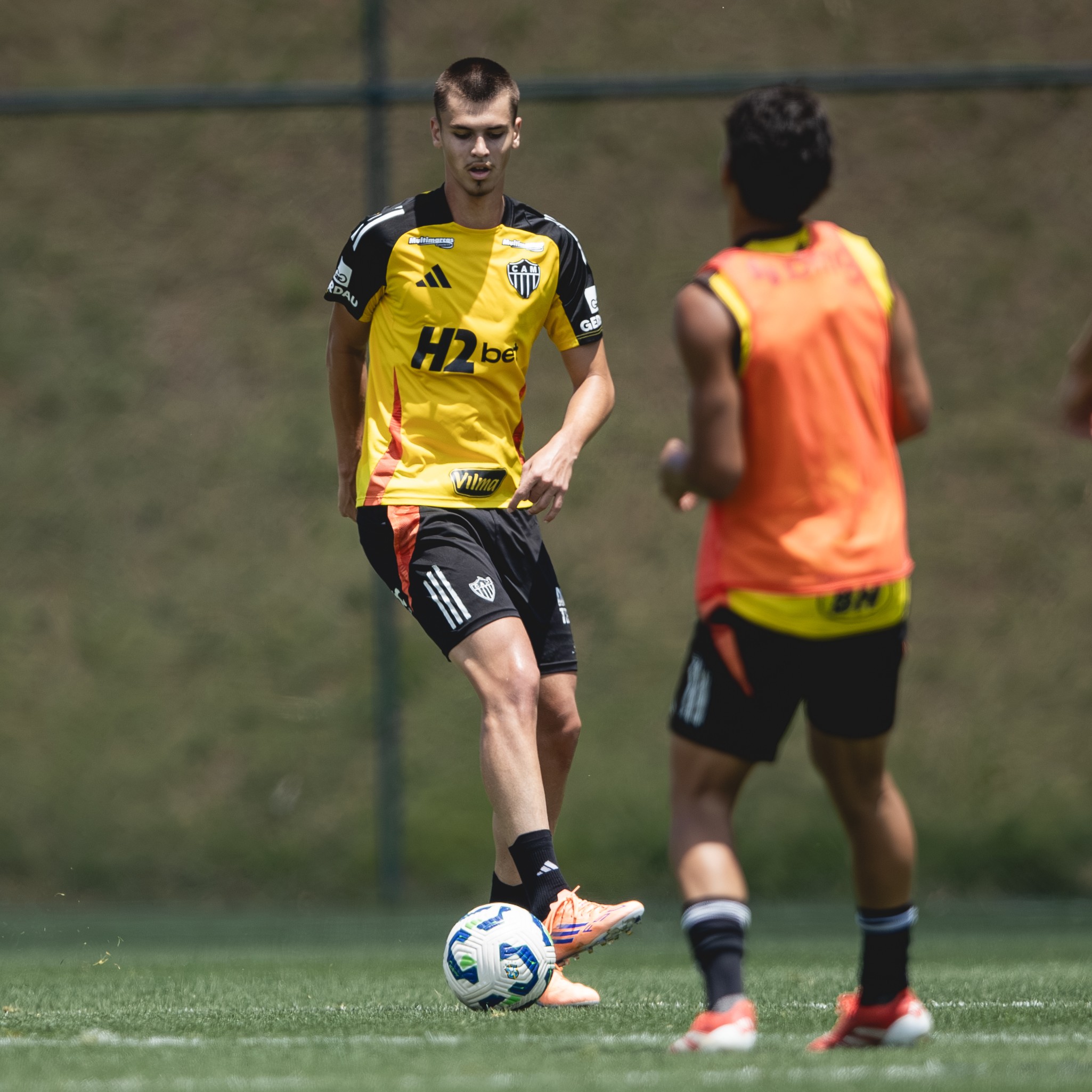 Atlético-MG: jovem de 17 anos tem chance de estrear em clássico
