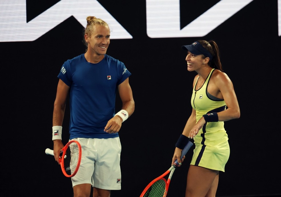 Luisa Stefani e Marcelo Melo vão às finais de duplas em torneios europeus, tênis