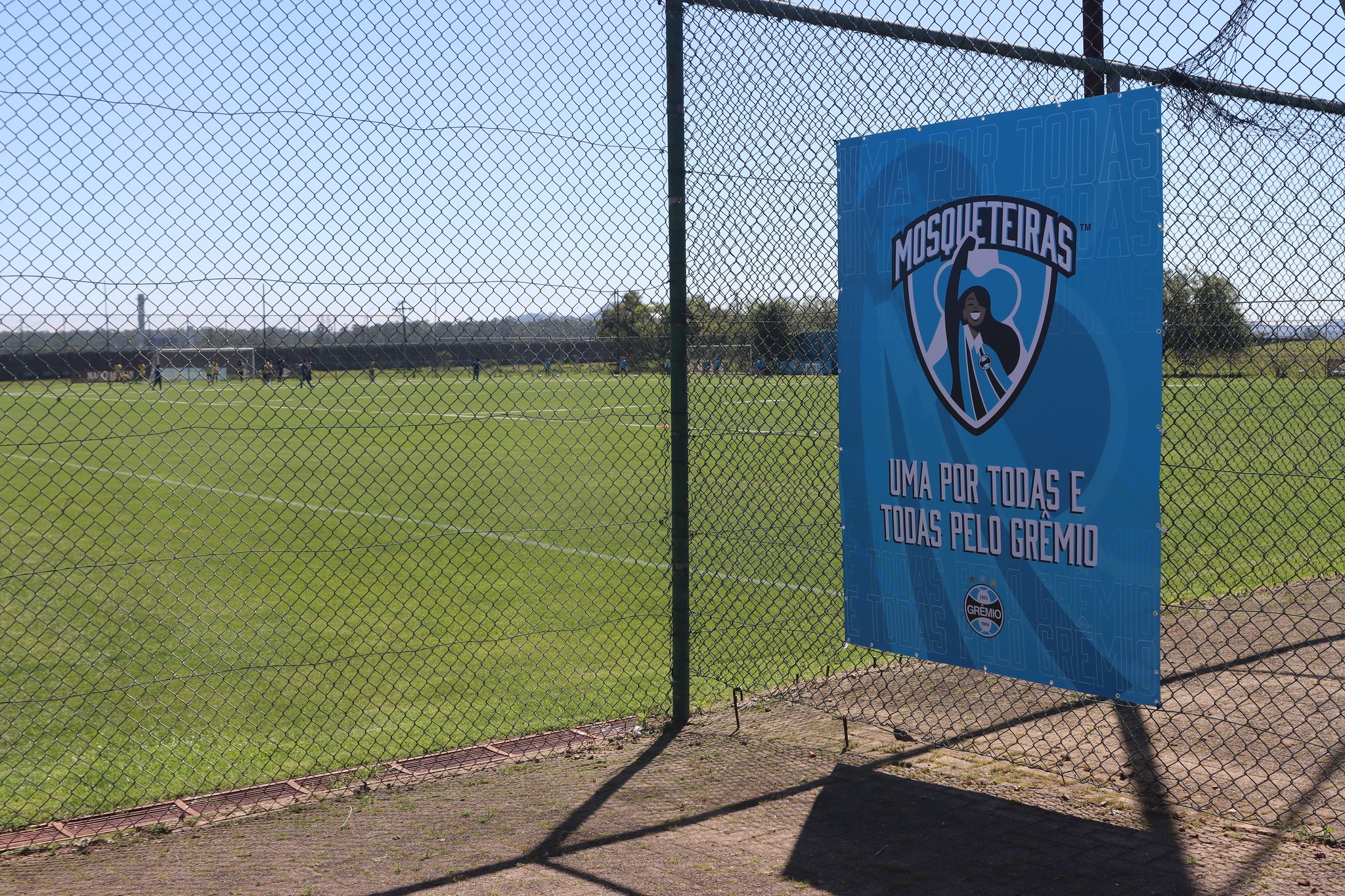 Grêmio revela investimento recorde e projetos para futebol feminino em 2025