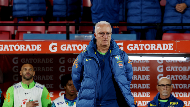 Dorival Júnior em Chile x Brasil
