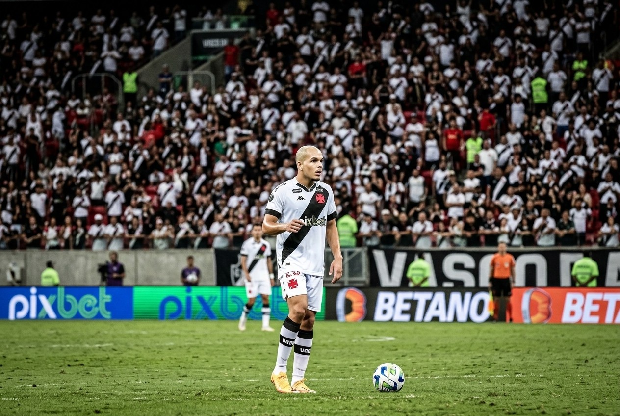 Ex-Vasco deixa clube do AM às vésperas de jogo da repescagem da Série D