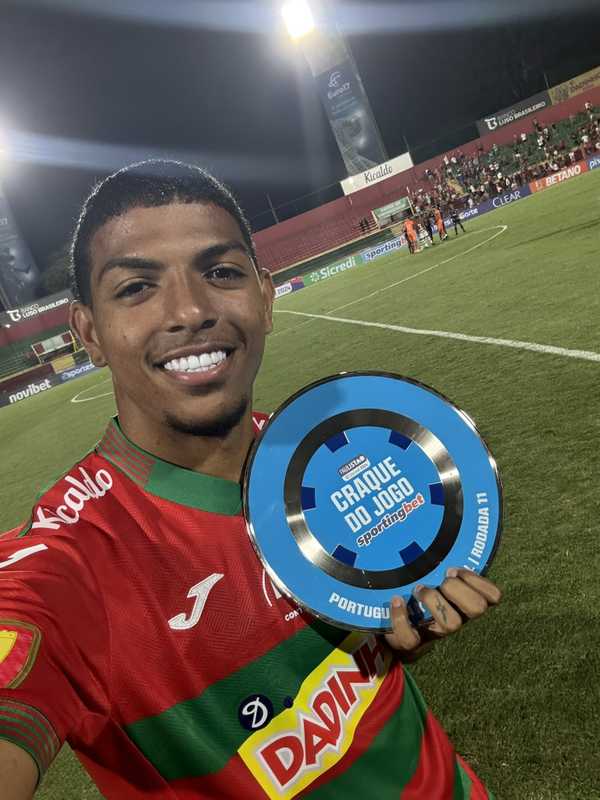 São Paulo e Portuguesa discutem possíveis negociações após destaque de Maceió.