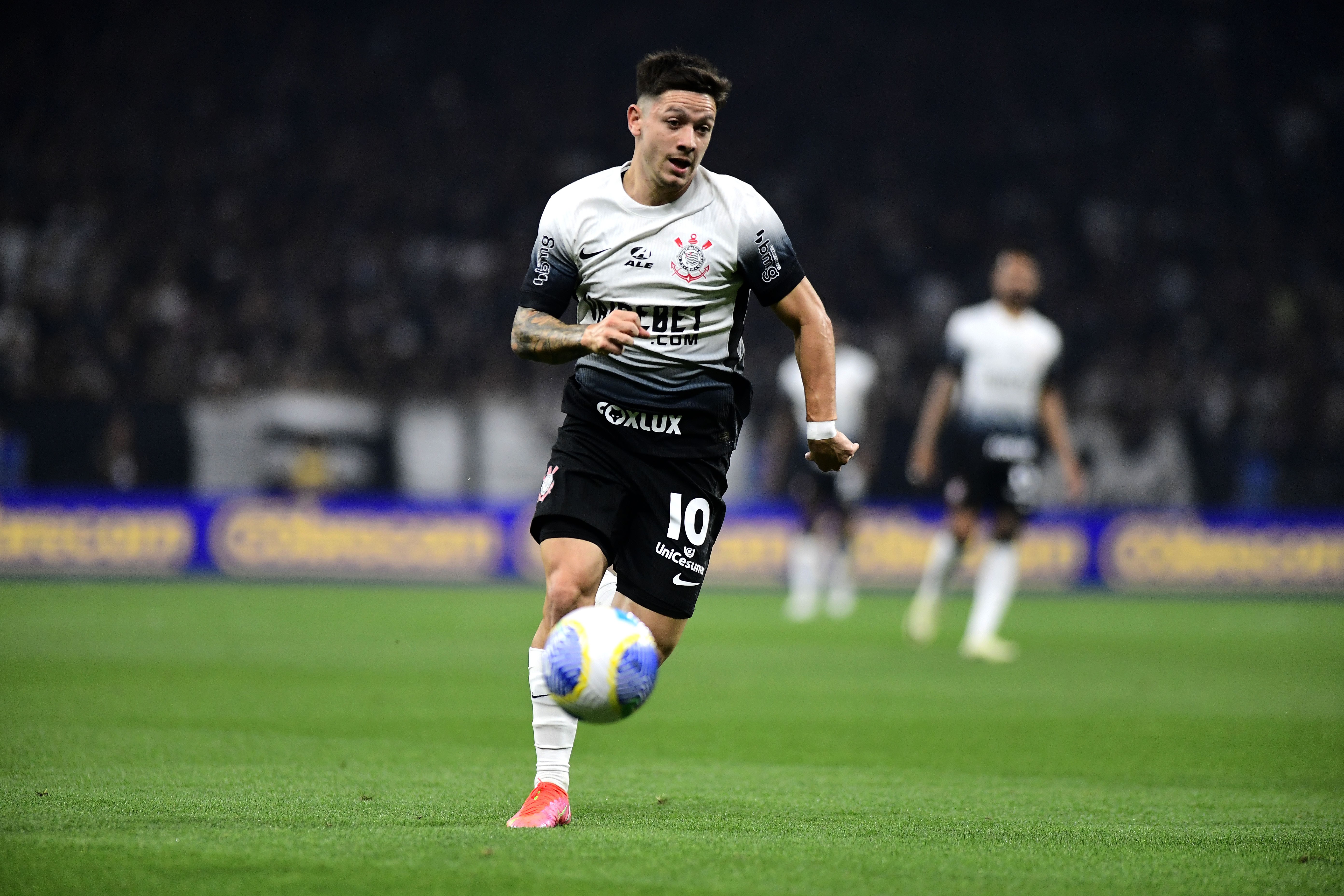 Corinthians perde Rodrigo Garro e Gustavo Henrique para clássico contra ...