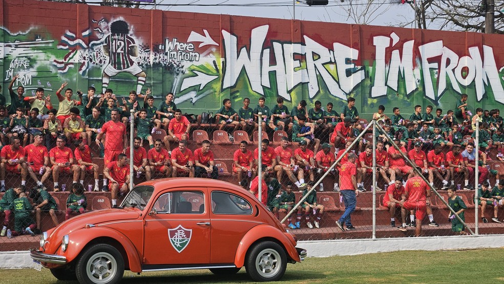 O fusca em homenagem do avô de Marcelo em Xerém — Foto: Marcello Neves