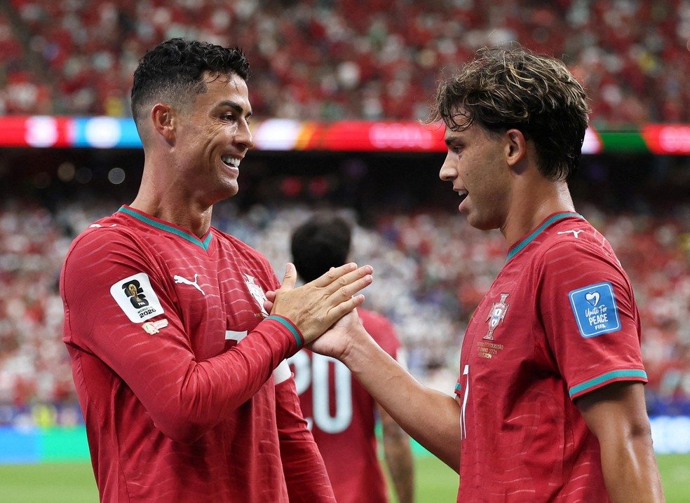 Cristiano Ronaldo e João Félix em ação pela seleção de Portugal