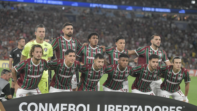 Fluminense x Bolívar: jogadores do Fluminense posados antes do jogo