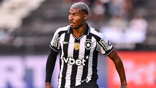Cuiabano fica? Botafogo tenta convencer Forest a estender empréstimo do lateral - Foto: (Divulgação)