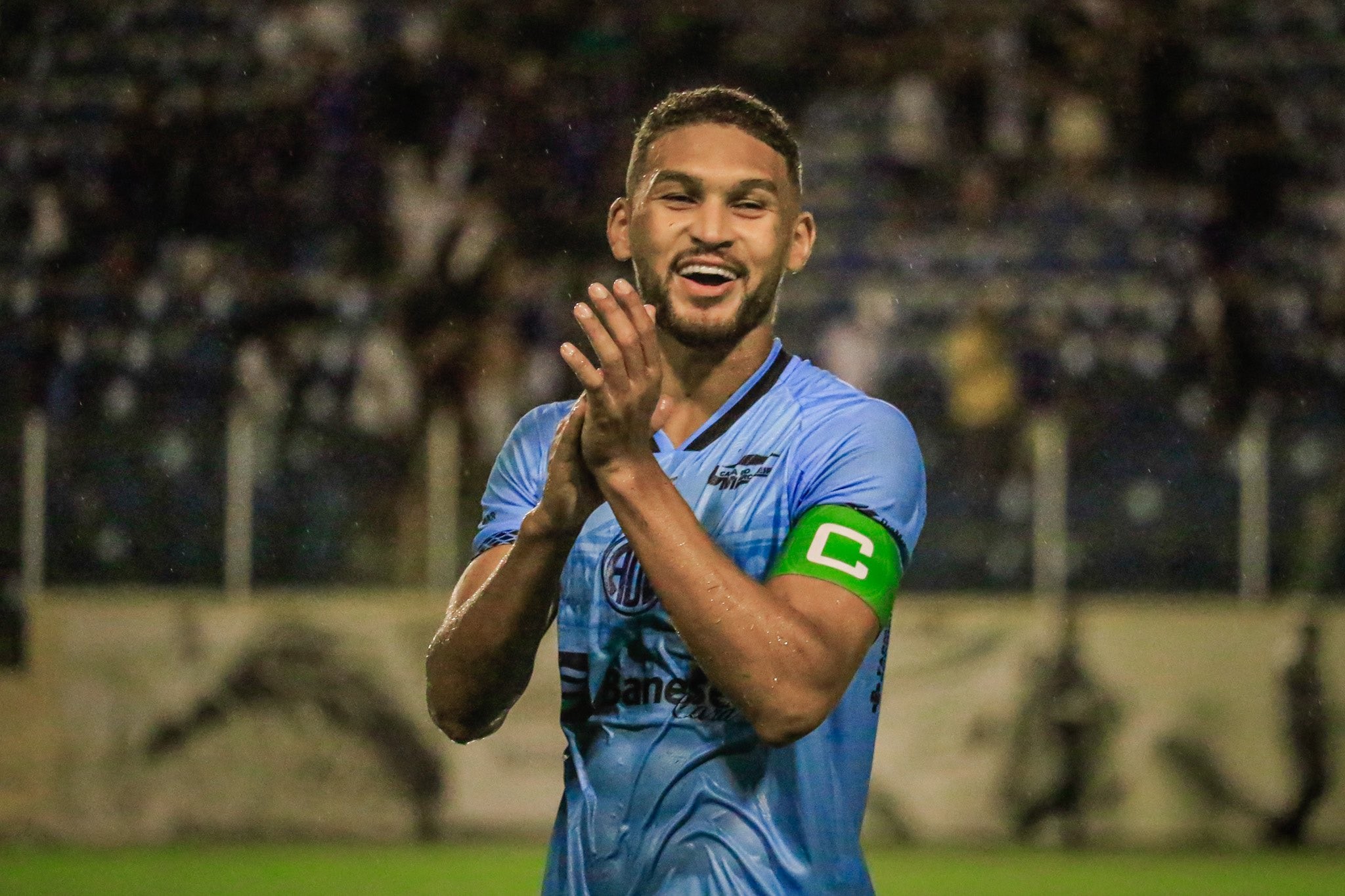 Em negociação com o Guarani, Raphael Rodrigues fica fora de jogo do ...