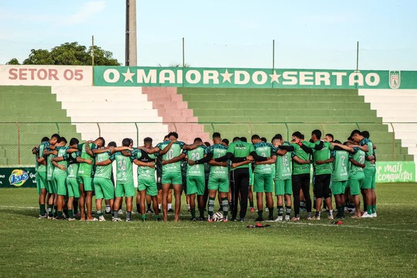 Elenco do Sousa em treino do Marizão — Foto: Ágatha Luelma / Sousa