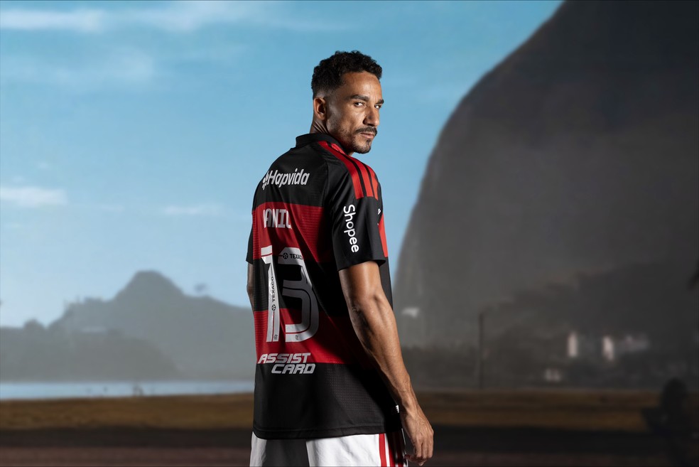 Flamengo lan�a uniforme principal para a temporada 2026 � Foto: Divulga��o/adidas