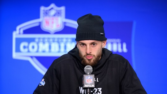 NFL: novato dos 49ers é hospitalizado, vítima de tiro no peito