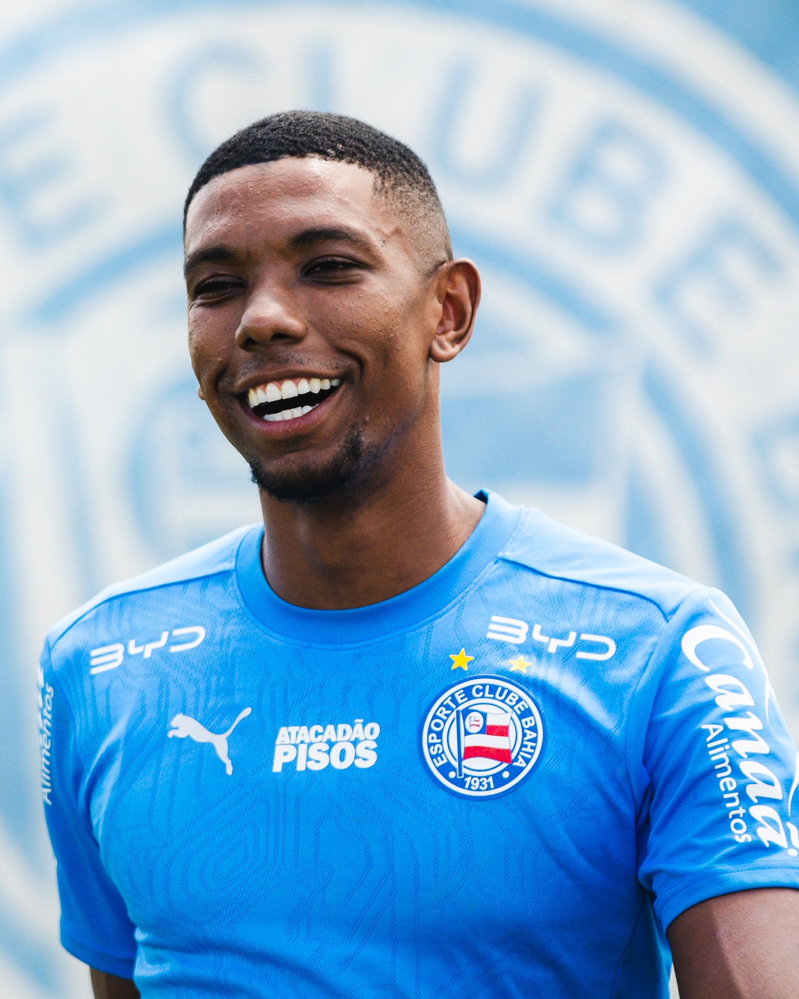 Bahia volta a ter fartura na zaga após lesões e empréstimo relâmpago | Ge