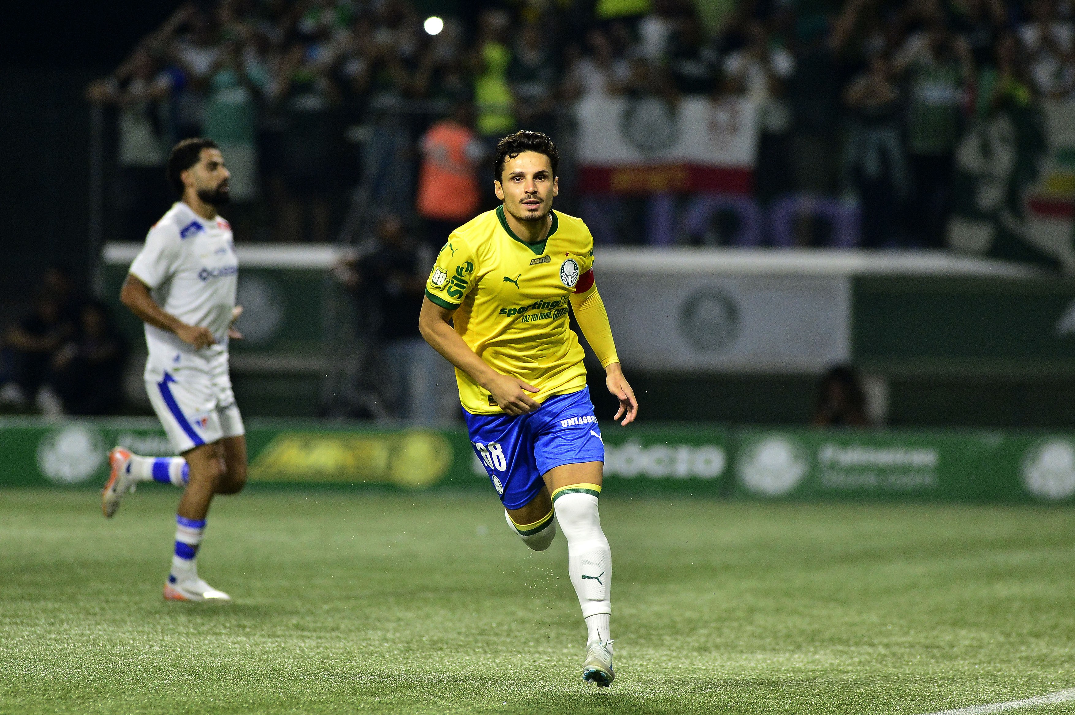 CBF divulga análise do VAR em pênalti marcado para o Palmeiras contra o Fortaleza: 