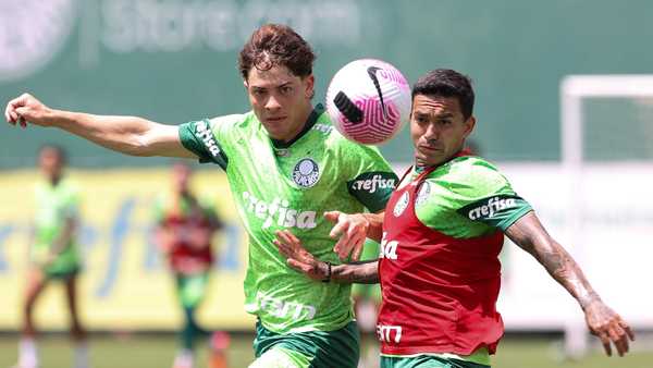 Palmeiras divide elenco em jogo-treino antes da folga; confira escalações
