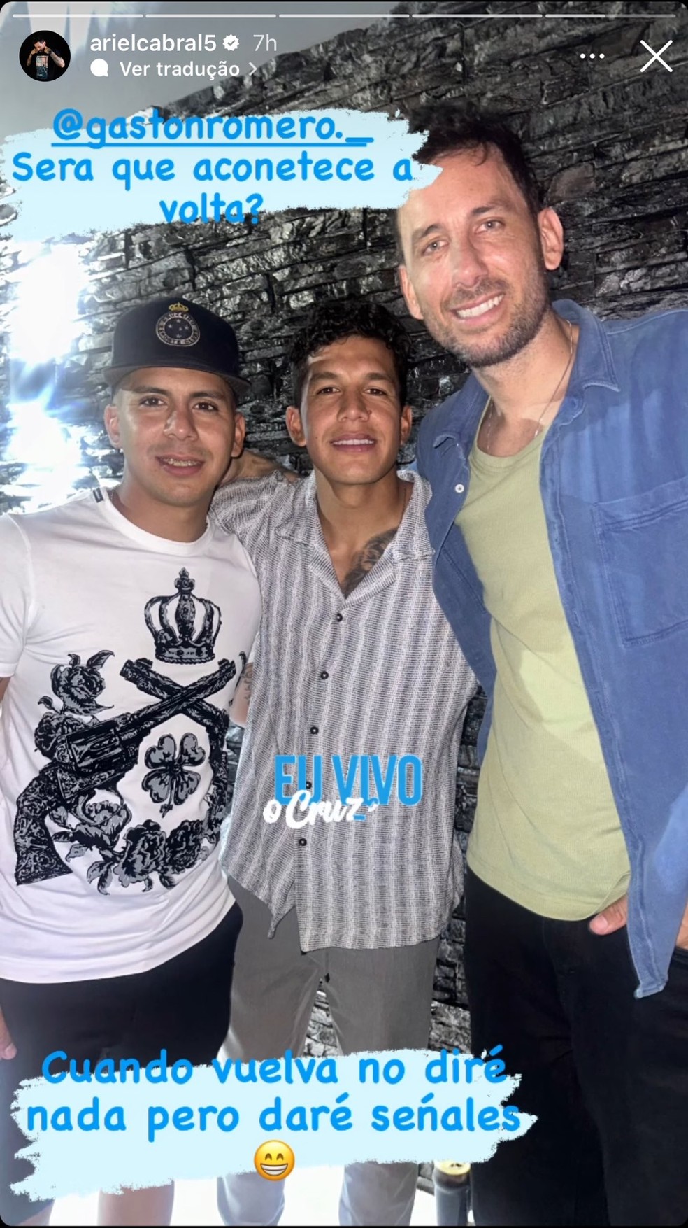 Lucas Romero e Ariel Cabral durante Natal na Argentina — Foto: Reprodução/ Instagram