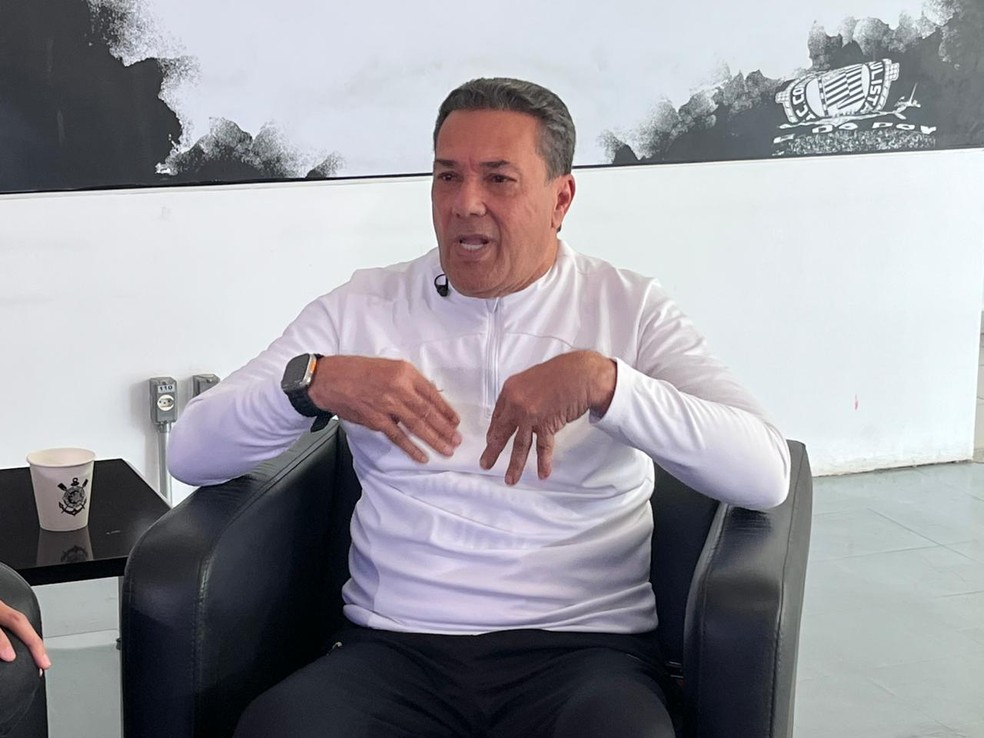 Vanderlei Luxemburgo, técnico do Corinthians, em entrevista exclusiva — Foto: Laura Fonseca