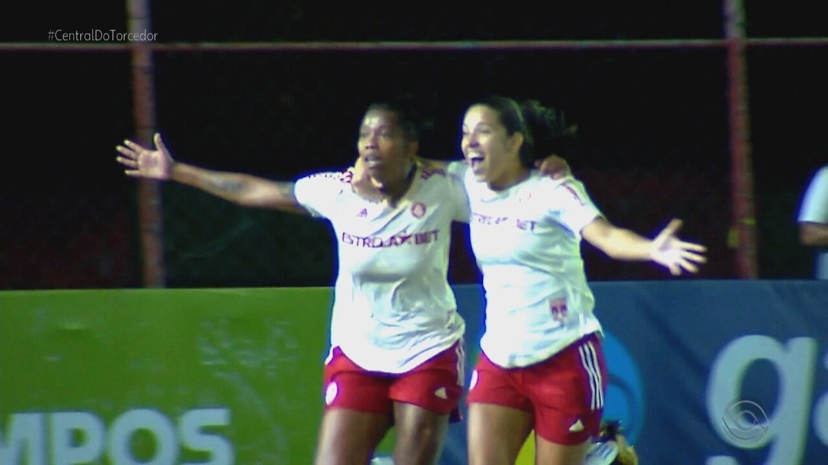 Brasileirão Feminino Neoenergia on X: 36.330 mil! Maior público da  história do futebol feminino brasileiro… Simplesmente histórico! Que show  da torcida @GuriasColoradas! 👏  / X