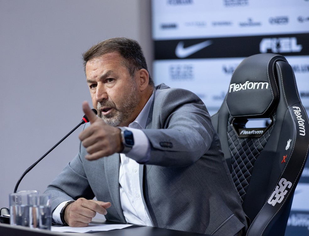 Augusto Melo, presidente do Corinthians, agora vê um movimento protocolado pelo impeachment — Foto: Rodrigo Coca / Ag.Corinthians