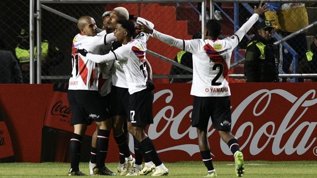 Na Libertadores, Always Ready bate Nacional e abre vantagem
