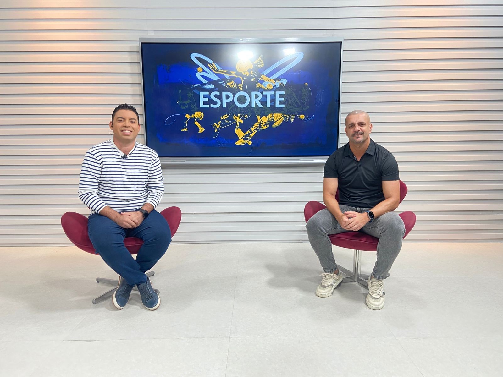 Treinador Jerson Testoni durante entrevista sobre a temporada do Maranhão