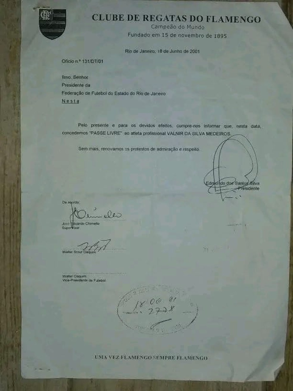 Pintinho se desvinculou do Flamengo em junho de 2001