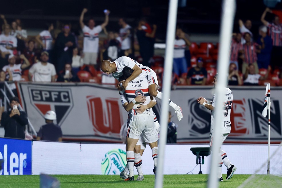 Trio deve voltar a jogar juntos pela primeira vez desde maio — Foto: Marcello Zambrana/Agif