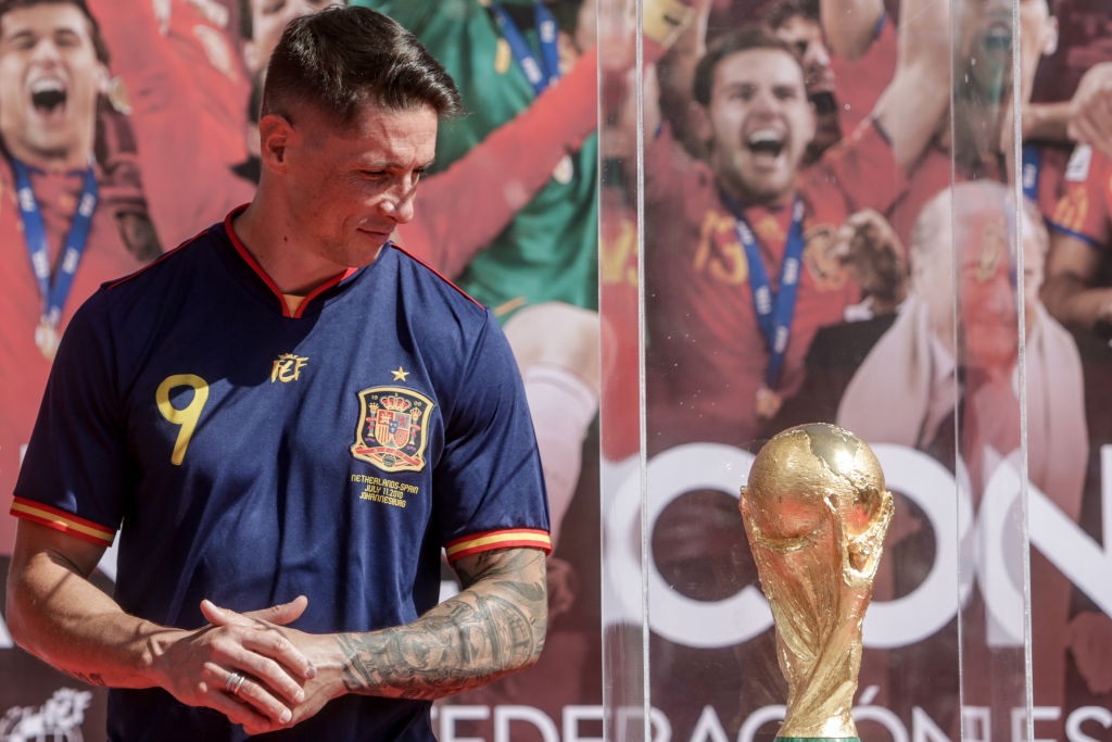 Fernando Torres transmite à Espanha mantra campeão de 2010: "Calma, vocês são melhores"