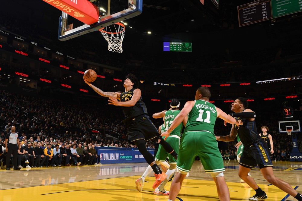 NBA define playoffs e brasileiros vivem momento especial com astro da liga