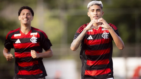 Flamengo domina, bate Internacional e sobe na classificação do Brasileiro sub-20 - Foto: (Divulgação / Flamengo)