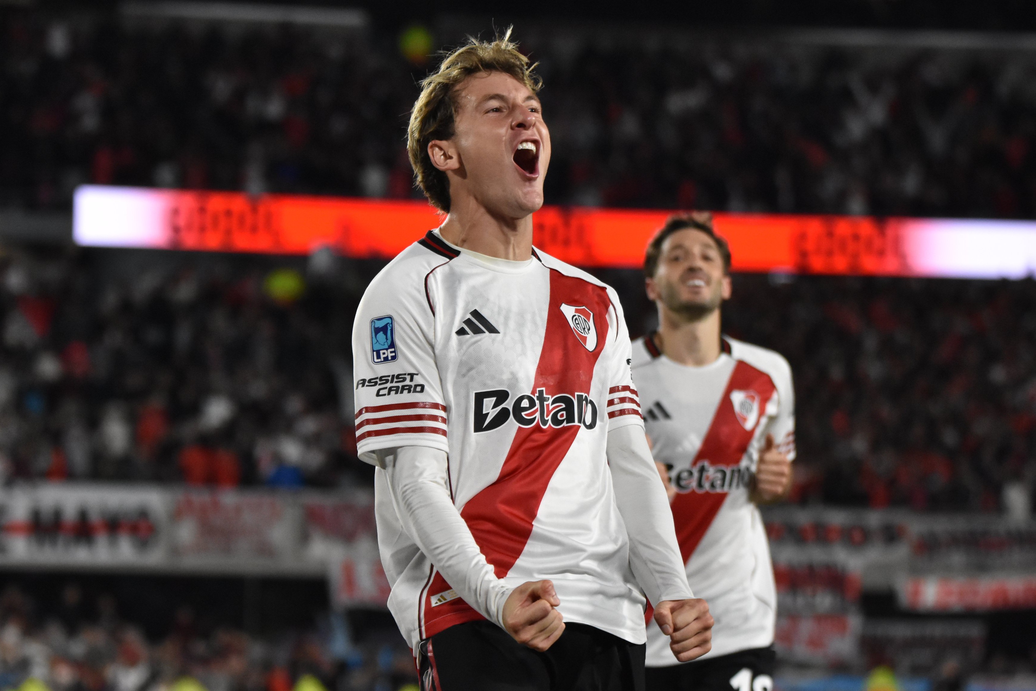 Vasco fecha contrato com atacante Colidio até 2029