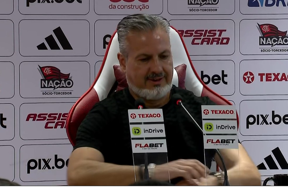 José Boto dá coletiva de imprensa no Flamengo — Foto: Reprodução