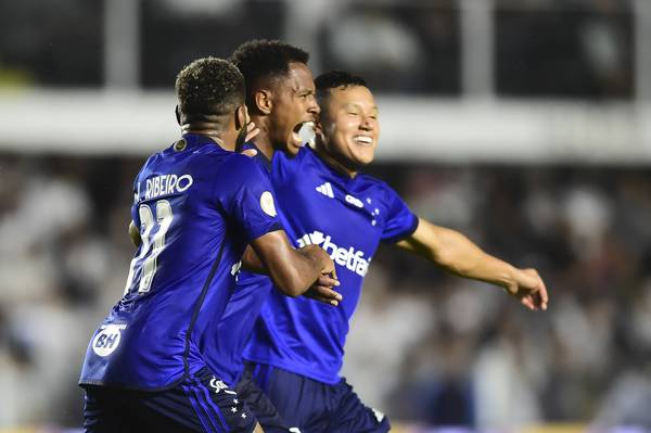 Chances do Cruzeiro: veja números para Libertadores, Sul-Americana e contra o Z-4