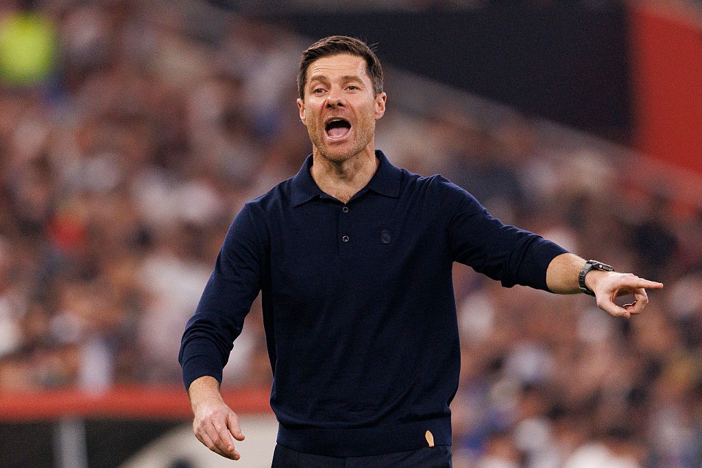 Xabi Alonso chega ao Chelsea com poderes acima de técnico; entenda