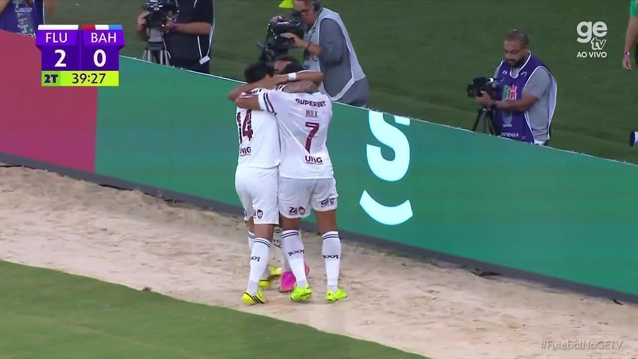 Atuações do Bahia: Luiz Gustavo comete pênalti, e Sanabria e Jean Lucas também vão mal
