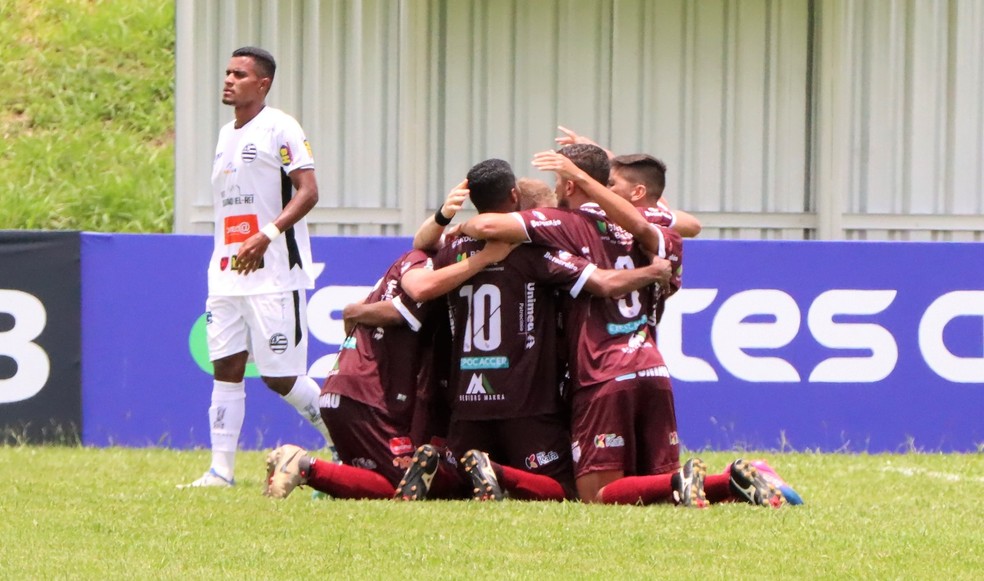 Jogos de Futebol no Tuca Jogos