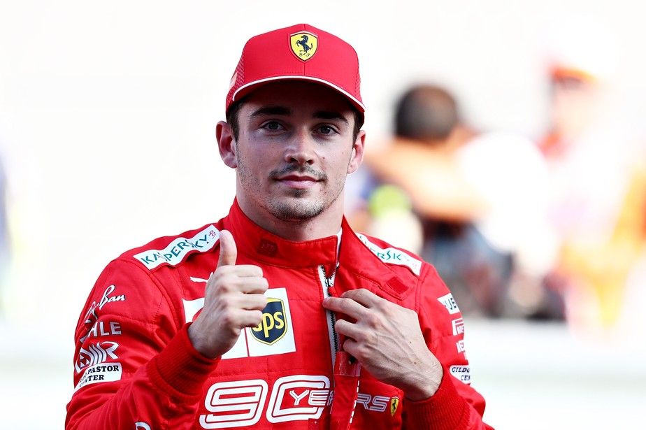 Piloto brasiliense está na final de seletiva da Ferrari