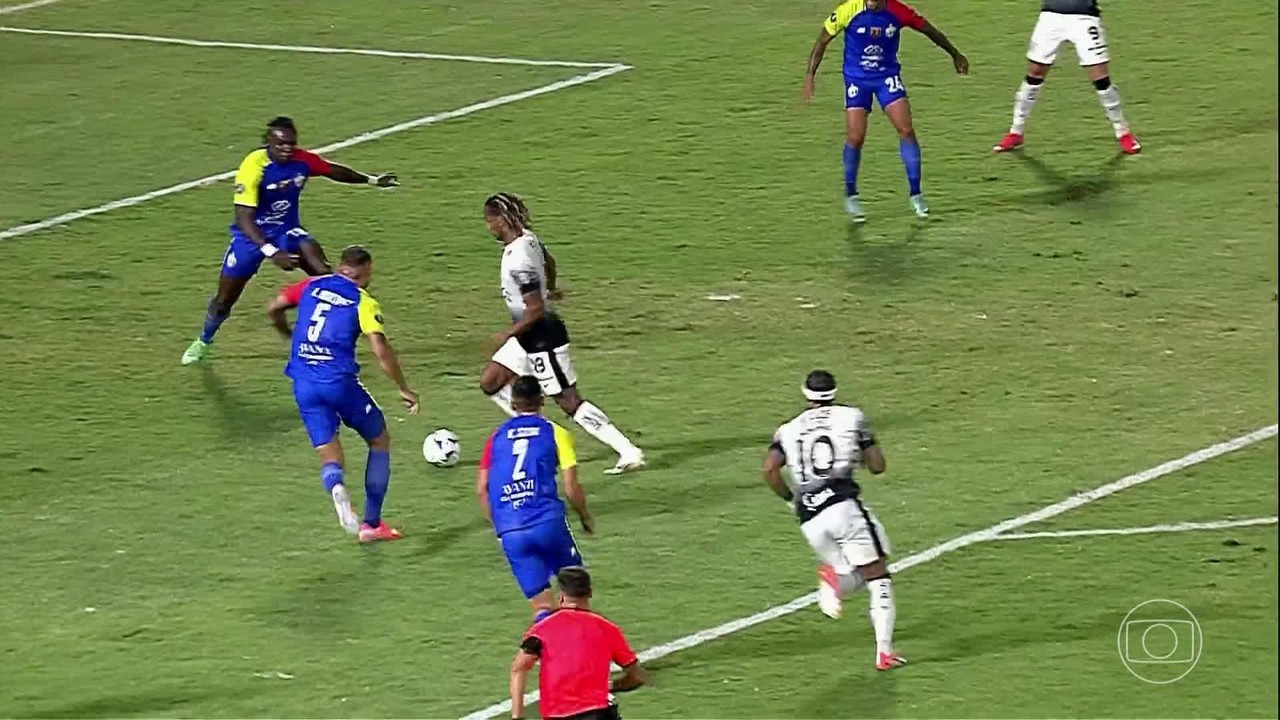 Desempenho de Hugo no empate do Corinthians na Venezuela: avaliação das atuações.